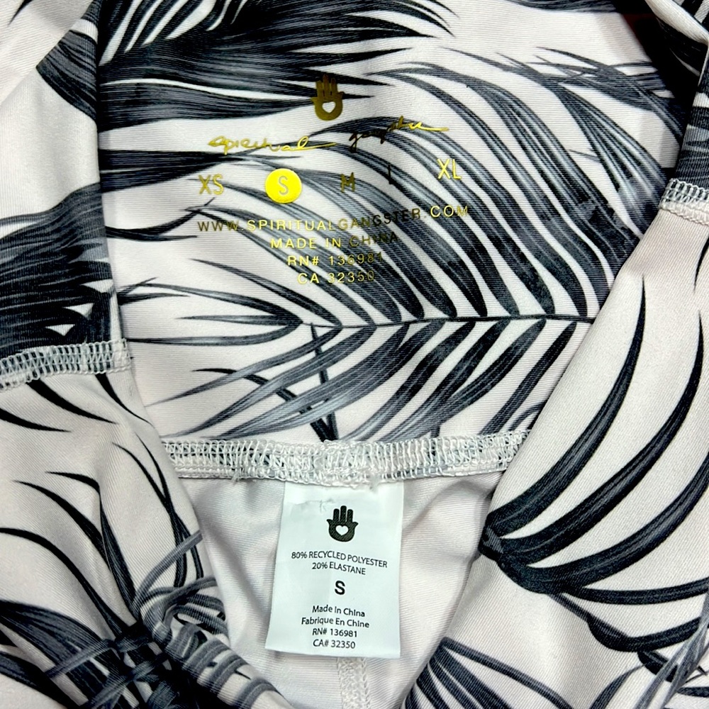 Spiritual Gangster Intent 7/8 High Waist Leggings in Palm NWOT (S) - Picture 10 of 12